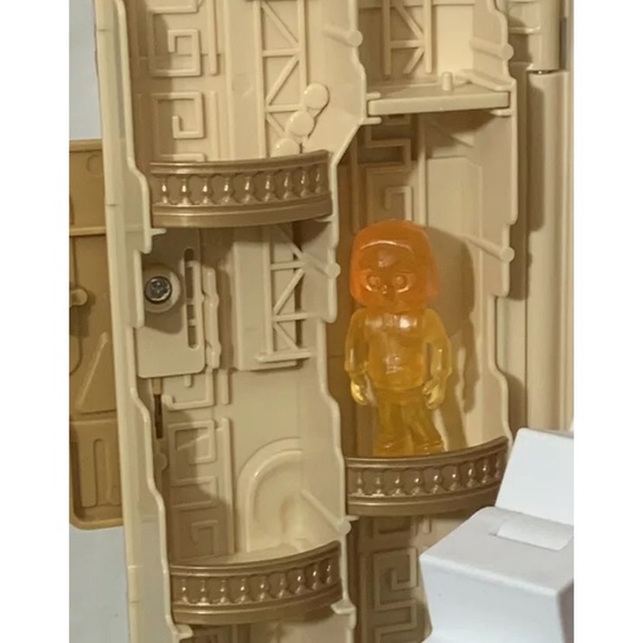 Coco Playset for Skullectables Figures Disney Pixar Miguel Dante Disney Pixar - Picture 11 of 12